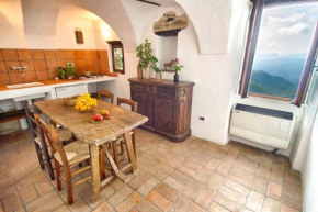 Lovers' nest Bajardo